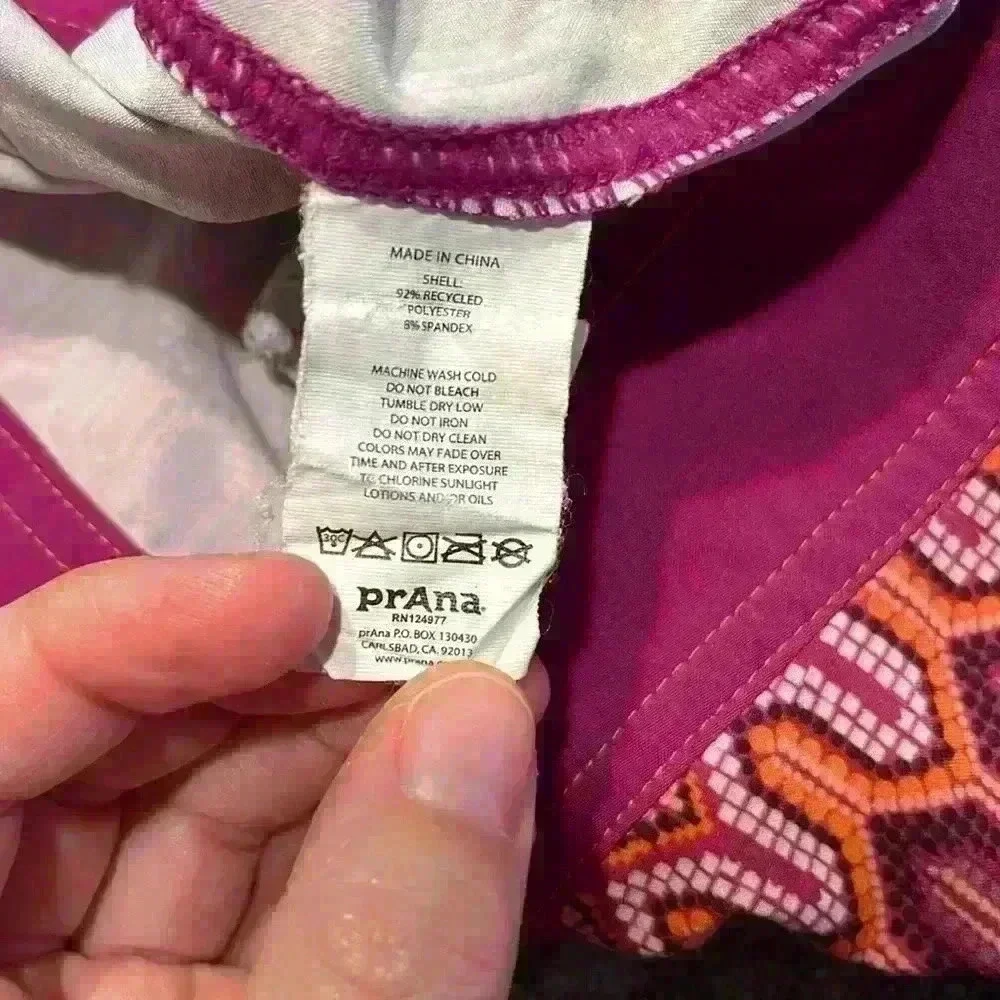 EUC Prana Boardshorts Geometric Abstract Multicolor Women’s Sz L - Picture 11 of 11